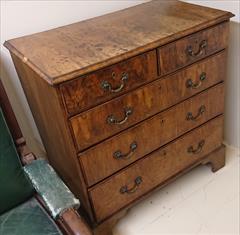 1740 walnut antique chest of drawers 37½w 20½d 38½h 3.JPG